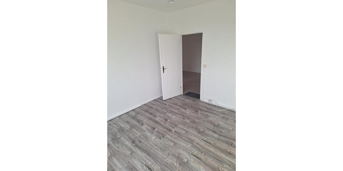 Erdgeschoßwohnung Zehdenick - 3 Zimmer, 68 m&sup2;, 430&euro; | Angebot:25751493