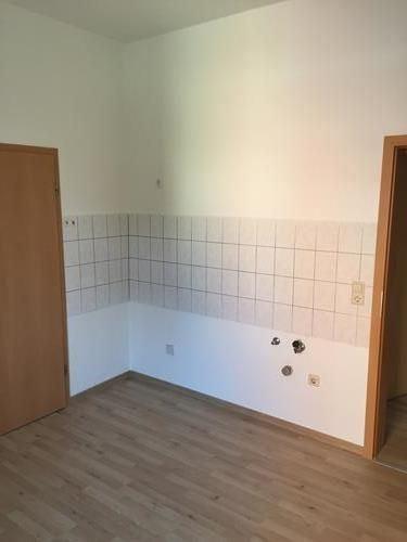 Erdgeschoßwohnung Chemnitz Wittgensdorf - 5 Zimmer, 120 m&sup2;, 600&euro; | Angebot:26038801