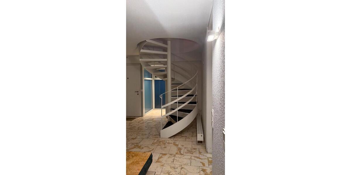 Einfamilienhaus Konstanz - 5.5 Zimmer, 300 m&sup2;, 3.100&euro; | Angebot:24628636