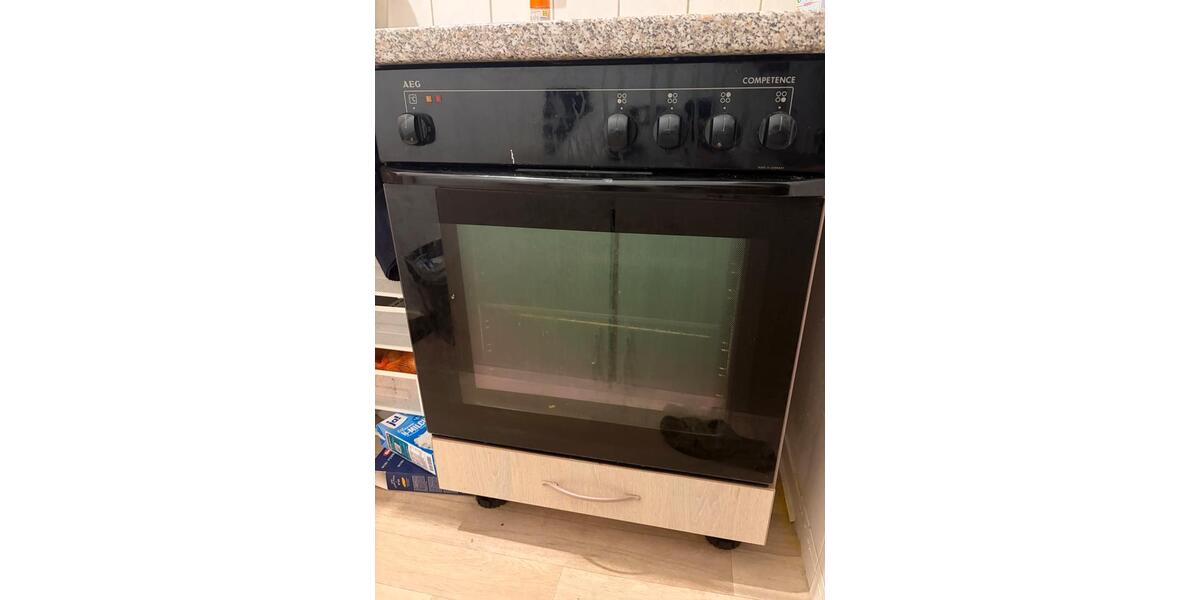 Hochparterre Freital - 1 Zimmer, 34 m&sup2;, 350&euro; | Angebot:24701339