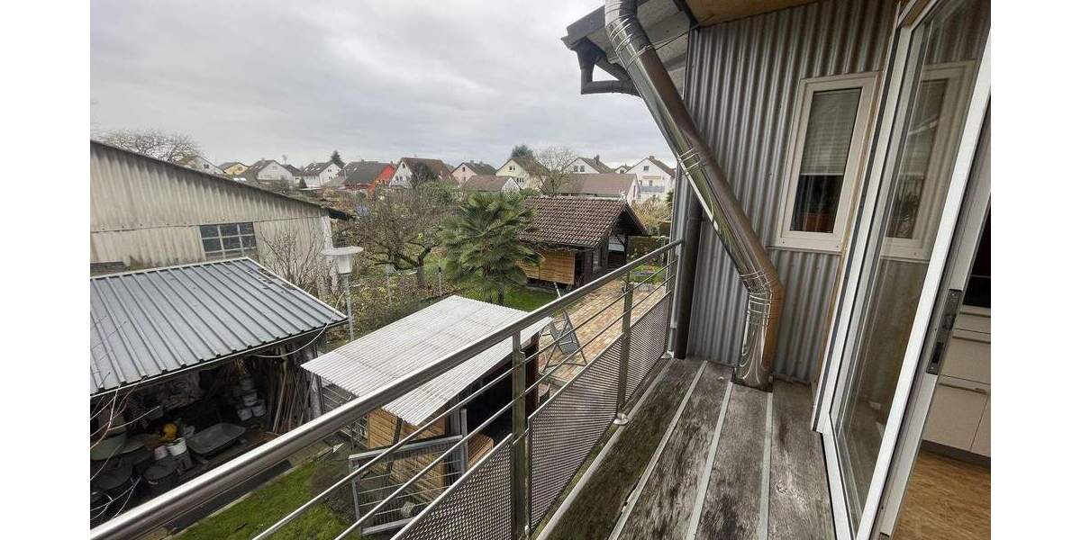 Etagenwohnung Stutensee Blankenloch - 3 Zimmer, 131 m&sup2;, 1.300&euro; | Angebot:24761781