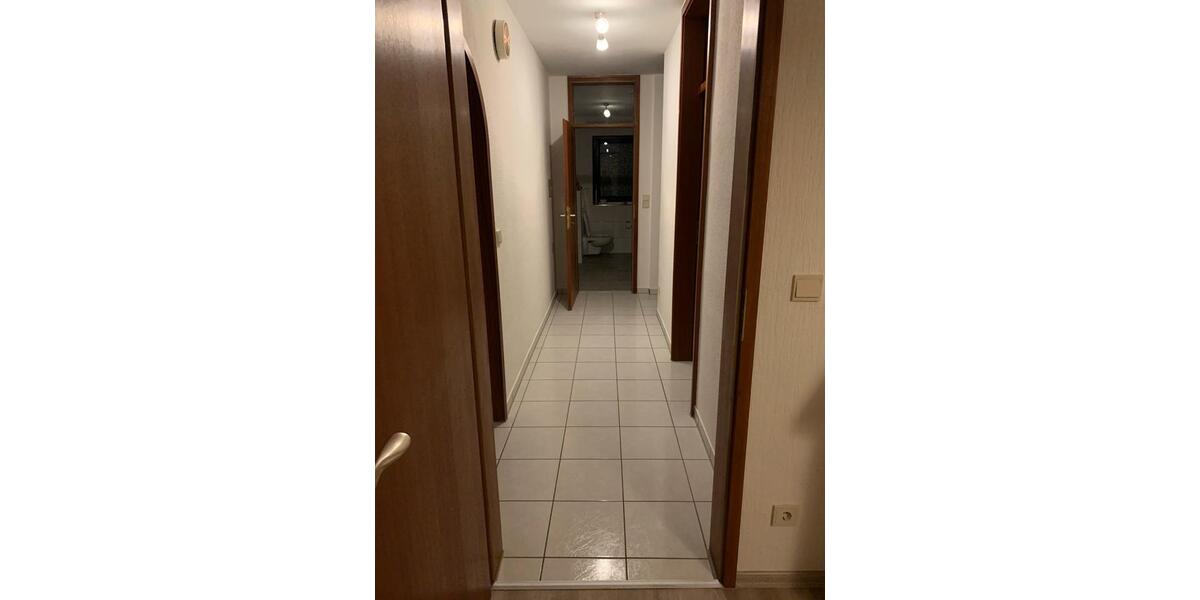 Etagenwohnung Limburg an der Lahn Linter - 4 Zimmer, 120 m&sup2;, 1.200&euro; | Angebot:24996637