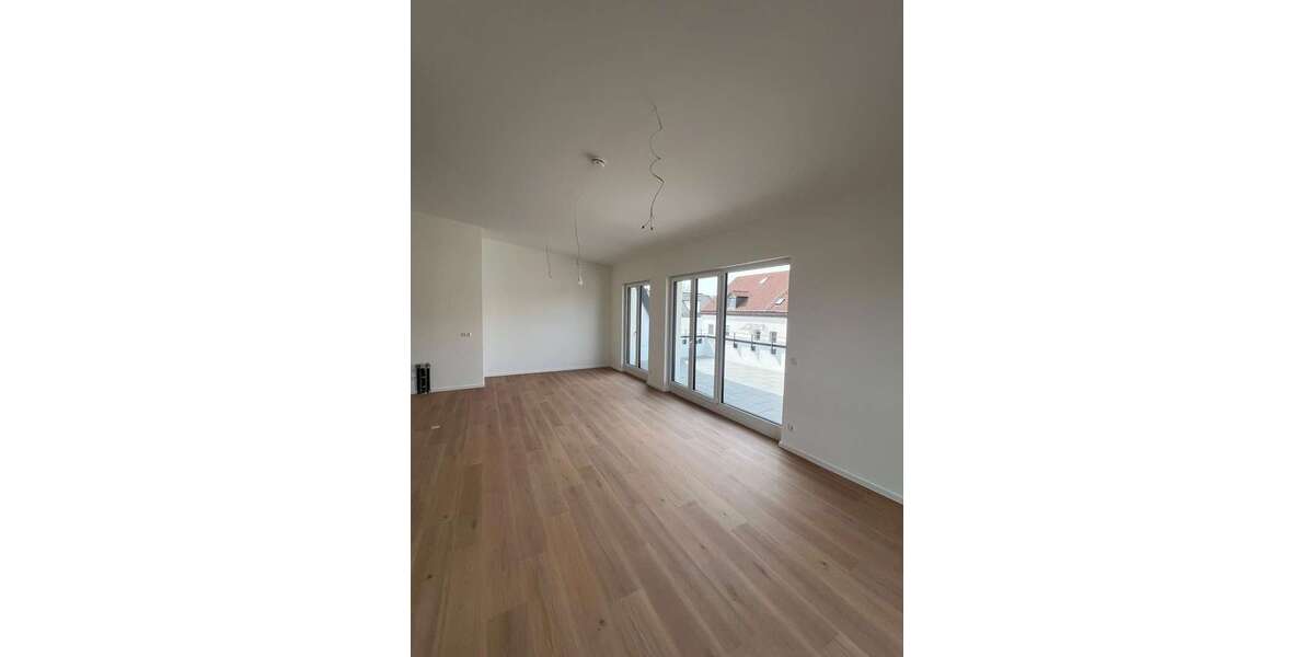 Etagenwohnung Germering Unterpfaffenhofen - 3 Zimmer, 94 m&sup2;, 2.050&euro; | Angebot:26732388