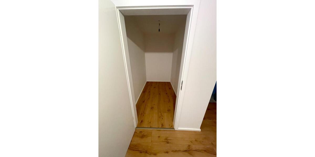 Erdgeschoßwohnung Vogtareuth - 3 Zimmer, 94 m&sup2;, 1.457&euro; | Angebot:25648862