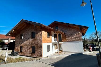 145m2 Wohnung zu vermieten 5 zimmer