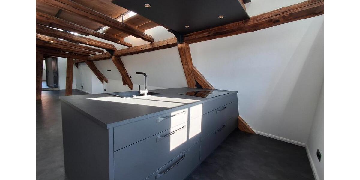 Dachgeschoßwohnung Kronach - 2 Zimmer, 114 m&sup2;, 1.100&euro; | Angebot:26439403