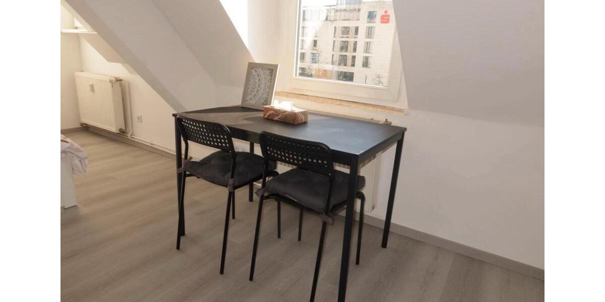 Dachgeschoßwohnung Offenbach am Main - 1 Zimmer, 20 m&sup2;, 850&euro; | Angebot:24856508