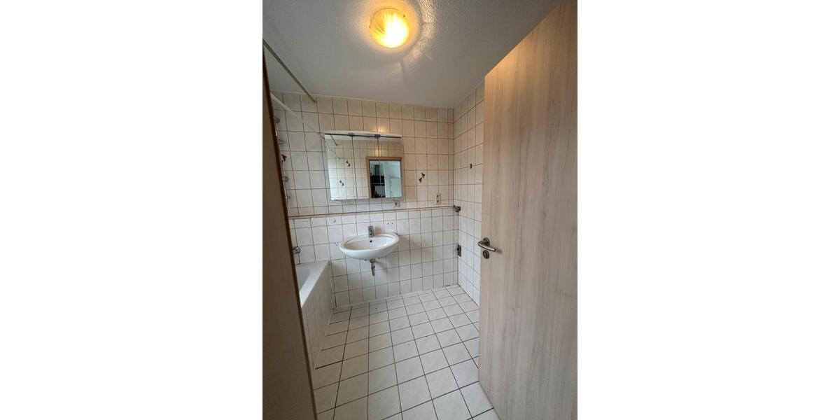 Sehr helle und freundliche Dreizimmerwohnung 3 zimmer