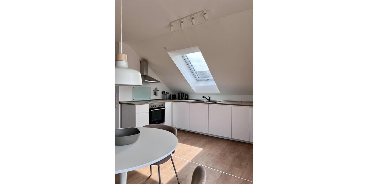 Dachgeschoßwohnung Langenbach - 2 Zimmer, 65 m&sup2;, 1.475&euro; | Angebot:25852496