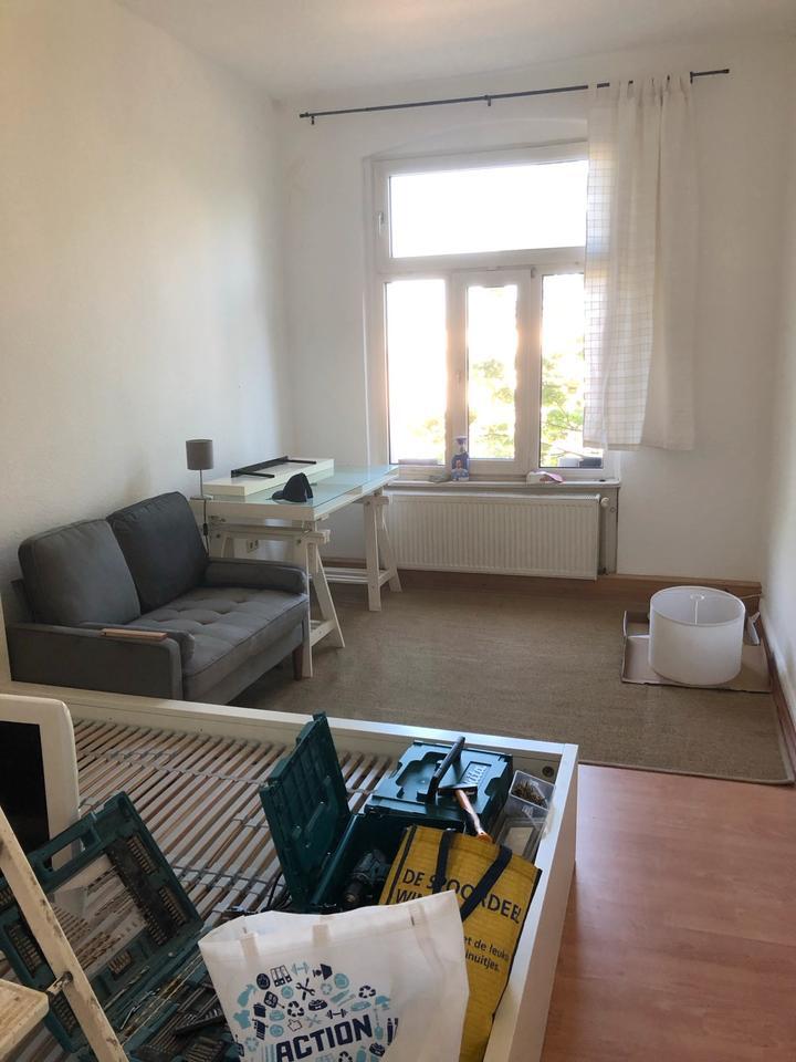 WG Zimmer 18m2 - voll mobliert