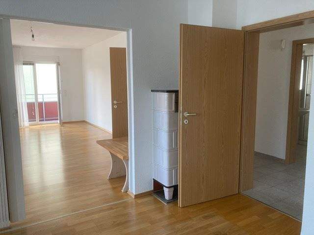 Zentrale doch ruhige Lage mit großem Balkon 2 zimmer