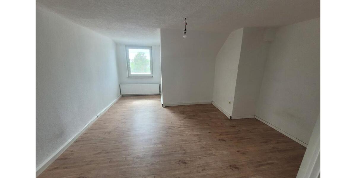 Dachgeschoßwohnung Beilrode - 4 Zimmer, 84 m&sup2;, 450&euro; | Angebot:26659870