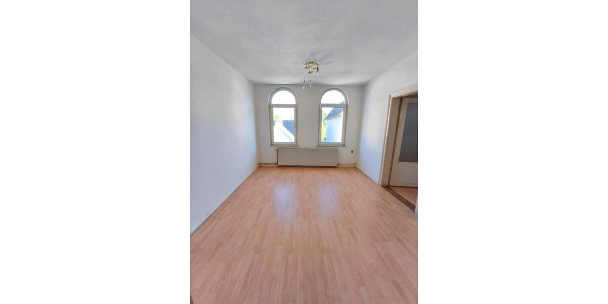 Dachgeschoßwohnung Hameln - 3.5 Zimmer, 78 m&sup2;, 450&euro; | Angebot:26399685