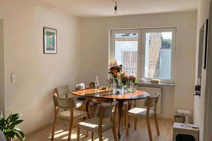 Wohnen auf Zeit Geisenheim - 5 Zimmer, 13 m&sup2;, 340&euro; | Angebot:24795499