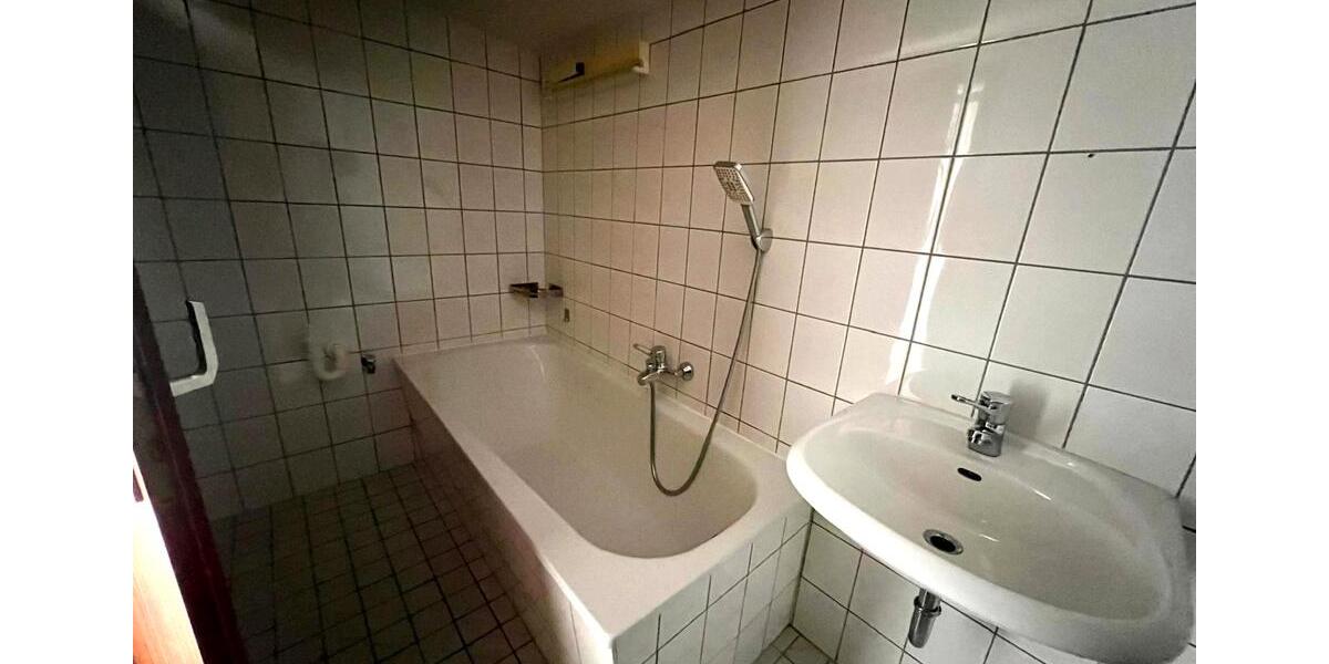 Dachgeschoßwohnung Magdeburg Leipziger Straße - 2 Zimmer, 39 m&sup2;, 350&euro; | Angebot:26050233