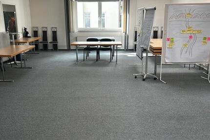 Grosser Büro-Praxisraum 100 2m für 590,- €, Saarbrücken Feldmannstrasse zimmer