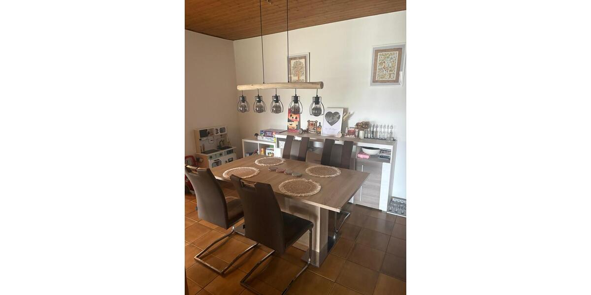 Erdgeschoßwohnung Netphen - 3.5 Zimmer, 89 m&sup2;, 680&euro; | Angebot:25988626