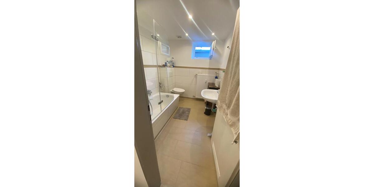 Zwischenmiete Sublet in Freiburg (Jan-März) 2 zimmer