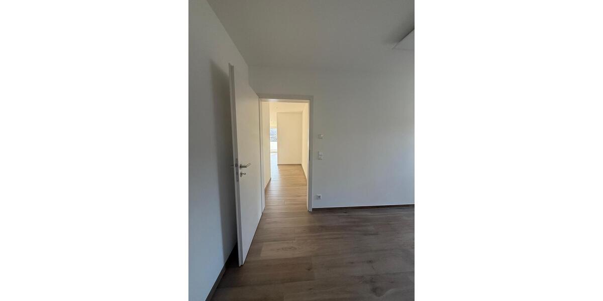 Dachgeschoßwohnung Breuberg - 4 Zimmer, 114 m&sup2;, 1.200&euro; | Angebot:26547089