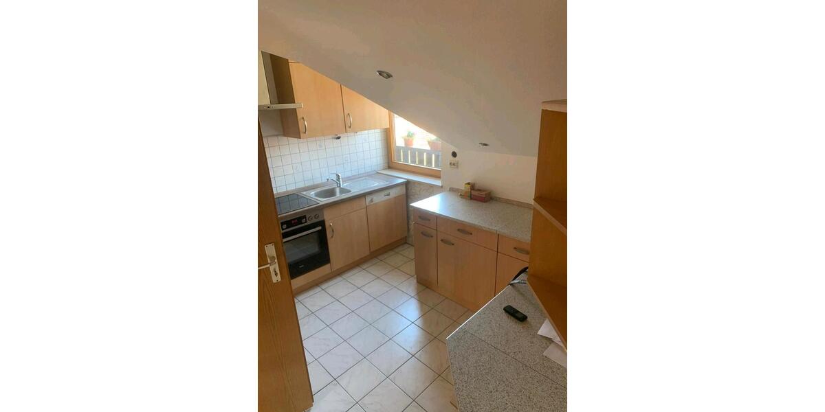 Etagenwohnung Geltendorf - 3 Zimmer, 75 m&sup2;, 1.100&euro; | Angebot:25372493