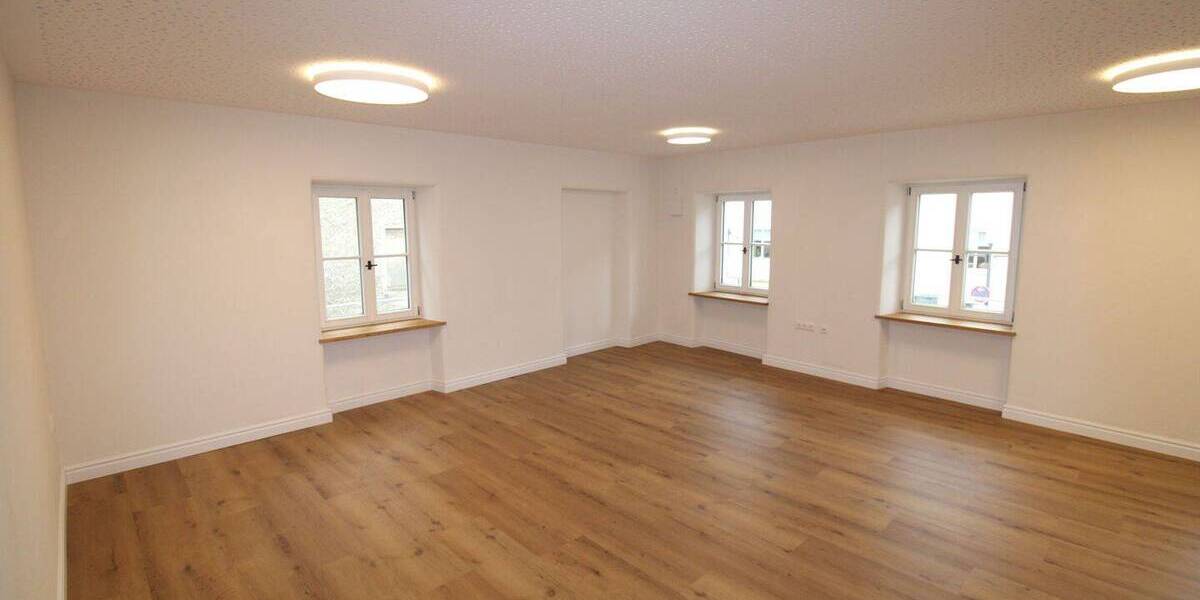Etagenwohnung Velden Velden-Viehweide - 3 Zimmer, 95 m&sup2;, 1.090&euro; | Angebot:25680152