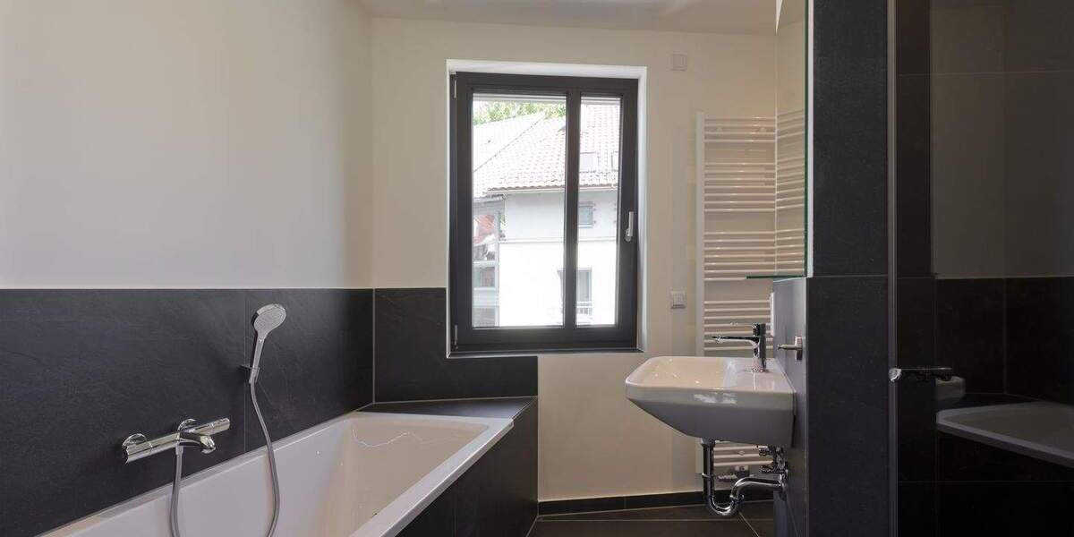 Terrassenwohnung Weimar Altstadt - 3 Zimmer, 95 m&sup2;, 1.450&euro; | Angebot:23842296