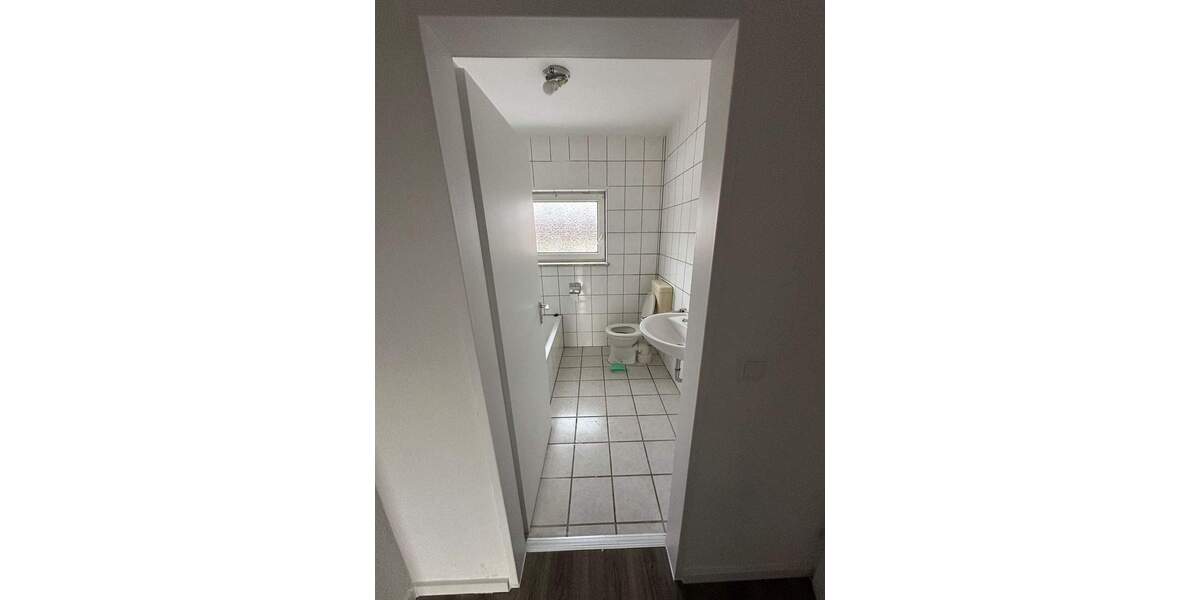 Etagenwohnung Waldsassen - 3 Zimmer, 75 m&sup2;, 525&euro; | Angebot:26273811