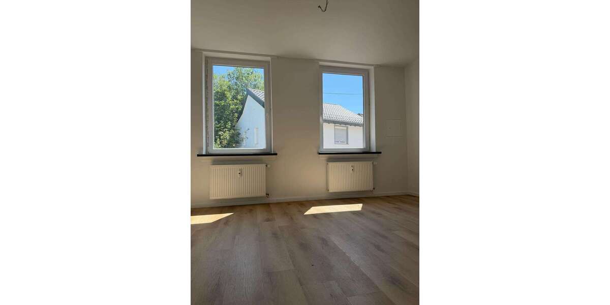 Etagenwohnung Wiesbaden-Rambach Rambach - 3 Zimmer, 92 m&sup2;, 1.150&euro; | Angebot:27251939