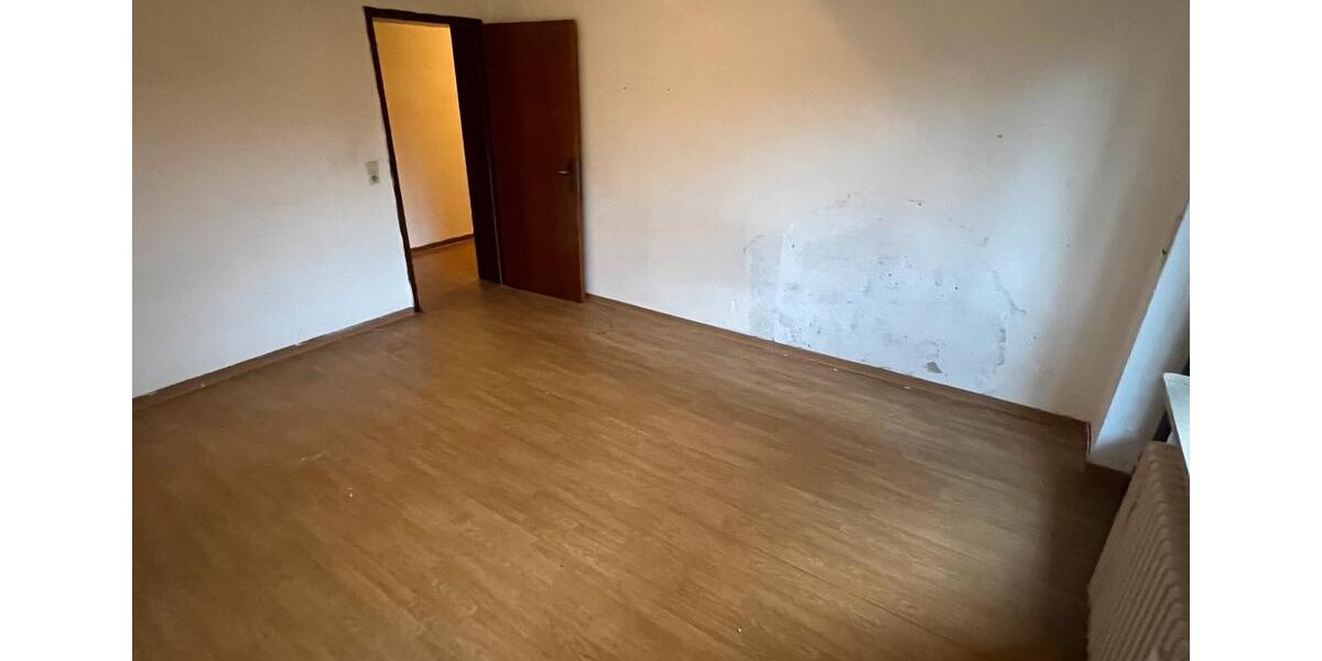 Etagenwohnung Haibach - 4 Zimmer, 93 m&sup2;, 1.350&euro; | Angebot:26021038