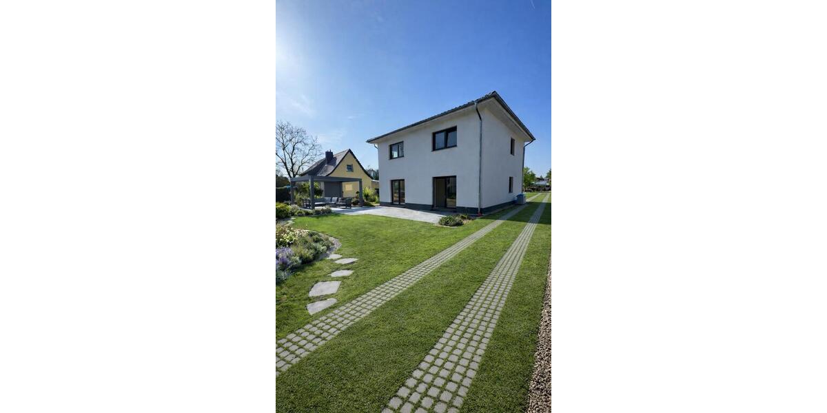 Einfamilienhaus Panketal - 5 Zimmer, 170 m&sup2;, 2.890&euro; | Angebot:25581596