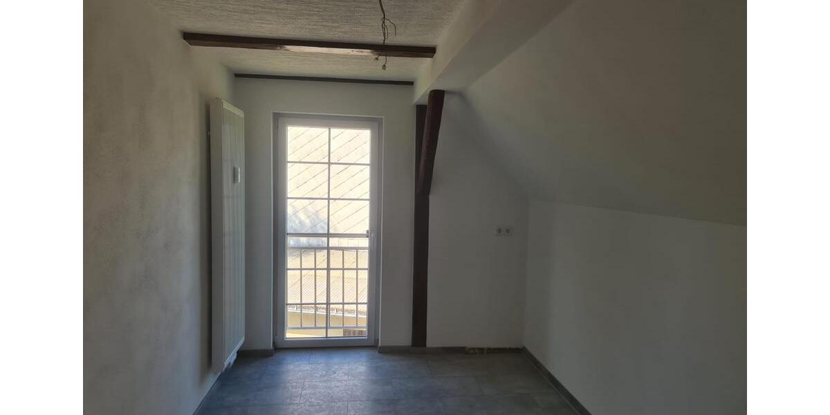 Maisonettenwohnung Sebnitz - 4 Zimmer, 87 m&sup2;, 599&euro; | Angebot:26688580