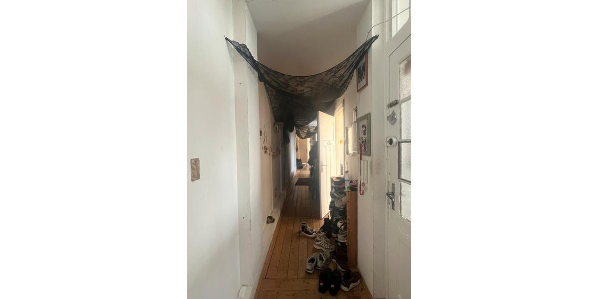 Dachgeschoßwohnung Oldenburg Dobbenviertel - 4 Zimmer, 100 m&sup2;, 435&euro; | Angebot:26031873