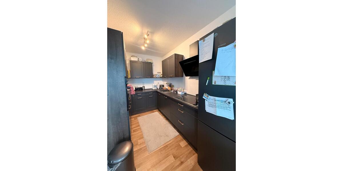 Etagenwohnung Neuhaus am Rennweg - 4 Zimmer, 76 m&sup2;, 863&euro; | Angebot:25636082