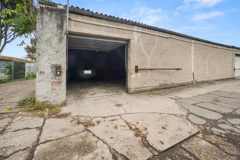 Wiesbaden Mainzer Straße Lagerhalle - 140qm zimmer