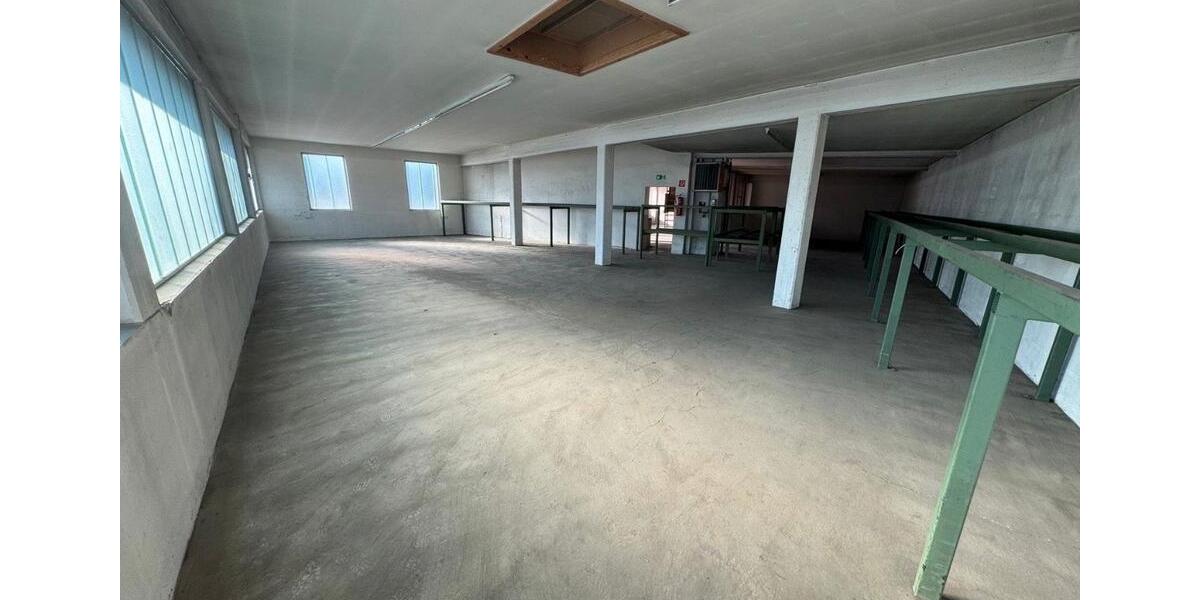 Gewerbeobjekt Halver - 1.800&euro; | Angebot:26537541