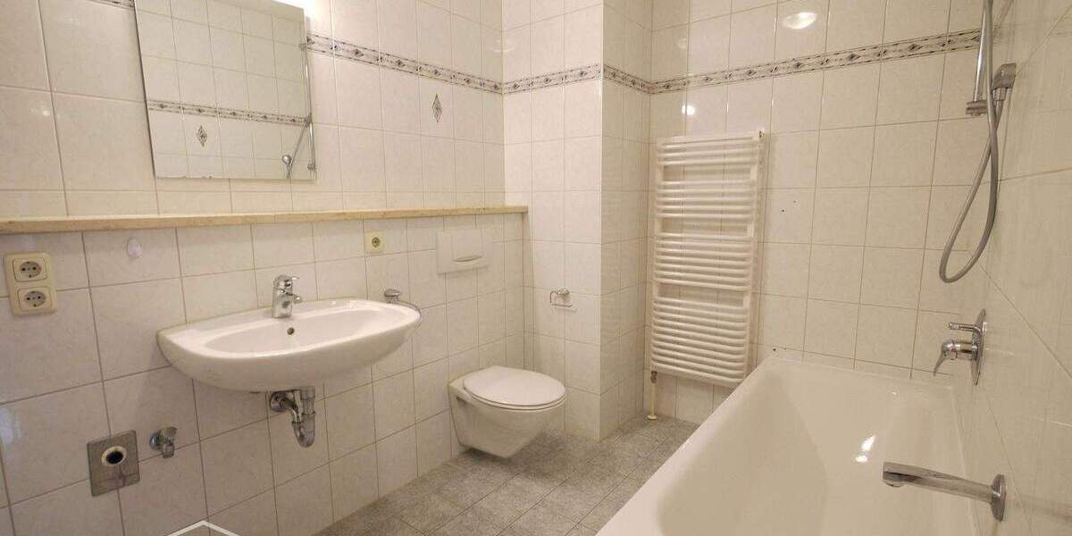 Schmucke 2-Zimmer-Erdgeschoss-Wohnung mit herrlichem Ausblick in DietfurtTöging 2 zimmer