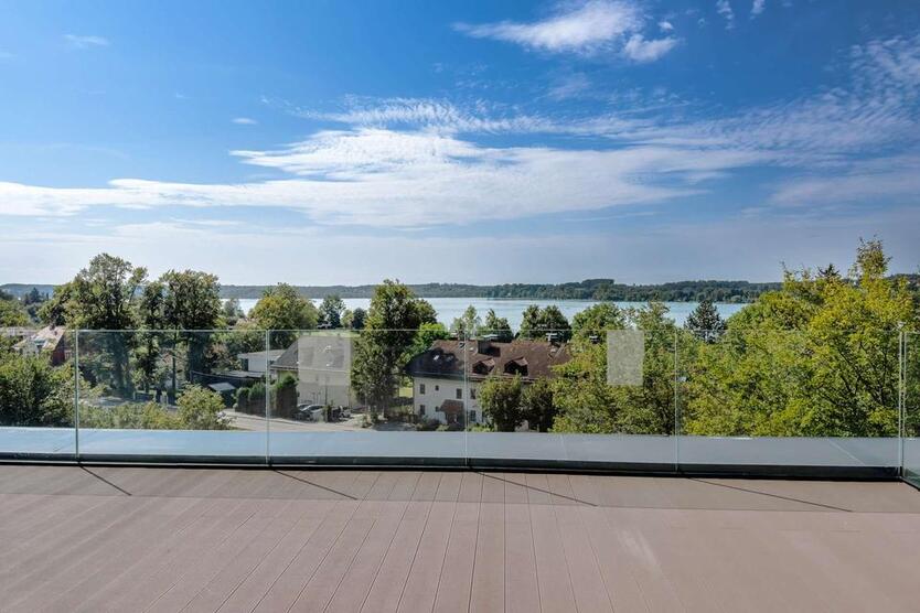 Familiendomizil mit Seeblick. Neubau Erstbezug