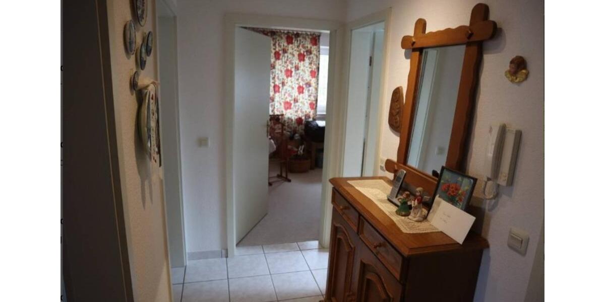 Etagenwohnung Bad Driburg - 2 Zimmer, 60 m&sup2;, 380&euro; | Angebot:25844076