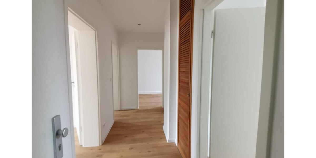 Etagenwohnung Genthin - 3 Zimmer, 61 m&sup2;, 500&euro; | Angebot:26167923