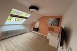 Dachgeschoßwohnung Kassel Südstadt - 1 Zimmer, 12 m&sup2;, 250&euro; | Angebot:26696977