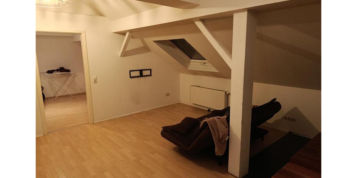 Dachgeschoßwohnung Offenbach am Main - 1.5 Zimmer, 64 m&sup2;, 890&euro; | Angebot:25658957
