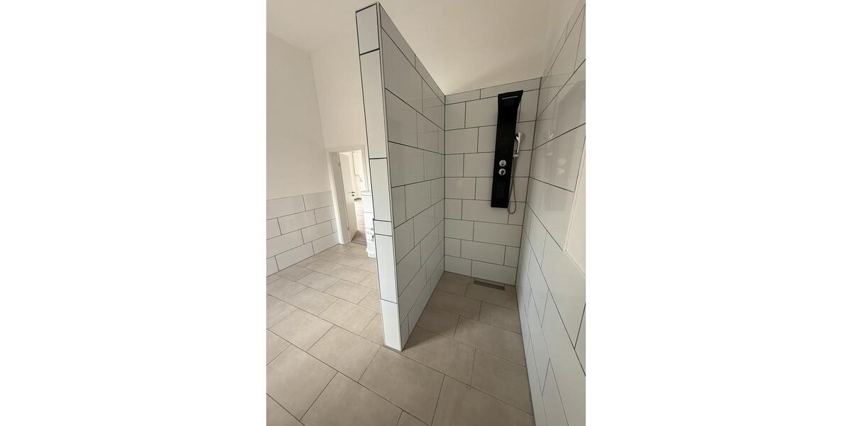 Terrassenwohnung Lübbecke - 5 Zimmer, 135 m&sup2;, 1.300&euro; | Angebot:26250351