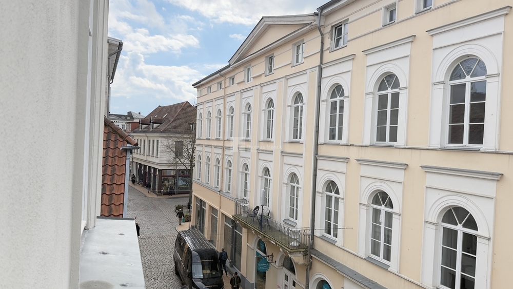 Hier fängst Du morgens mit einem echten Stadtbild an - Schelfstadt - Altstadt - 2. OG - Etagenwohnung Schwerin Schelfstadt | Angebot:26178951