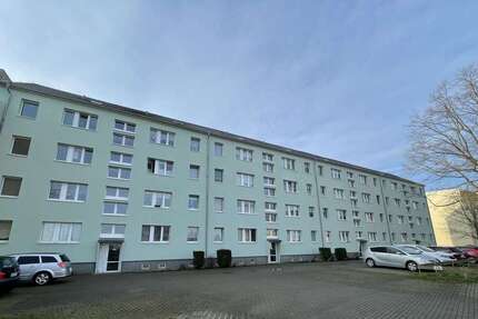 Wohnung Halberstadt - 3 Zimmer, 58 m&sup2;, 289&euro; | Angebot:27272679