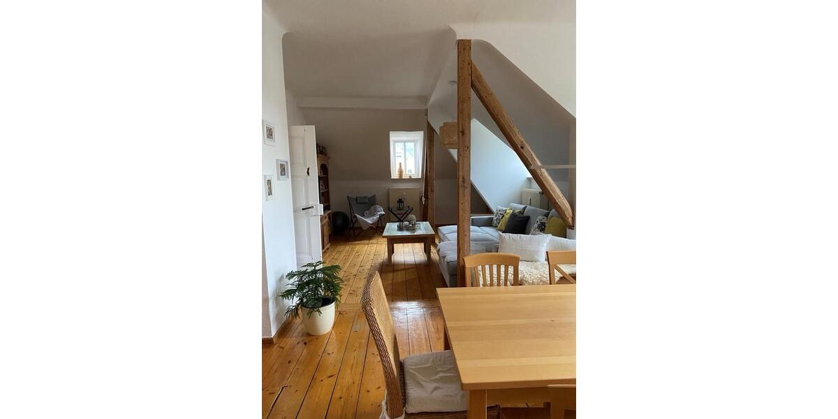 Dachgeschoßwohnung Bad Kissingen - 3 Zimmer, 95 m&sup2;, 1.100&euro; | Angebot:26422225