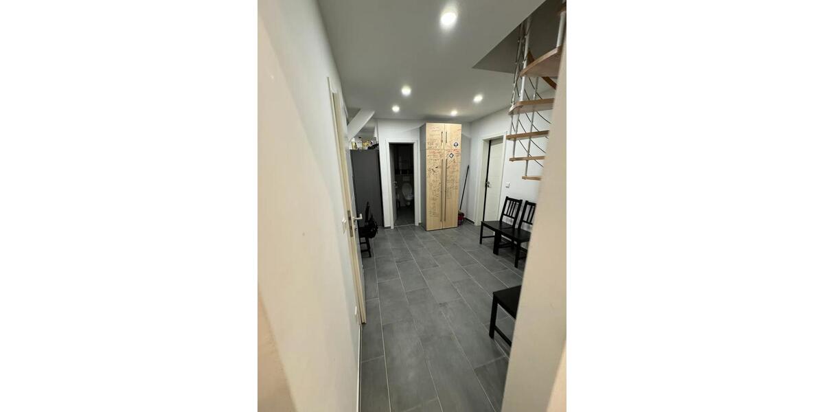 Etagenwohnung Nürnberg Gleißhammer - 1 Zimmer, 13 m&sup2;, 380&euro; | Angebot:26645459