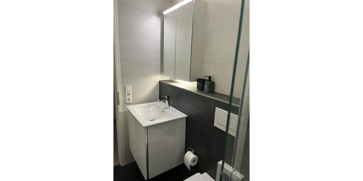 Erdgeschoßwohnung Unterhaching - 2 Zimmer, 53 m&sup2;, 1.550&euro; | Angebot:24940902