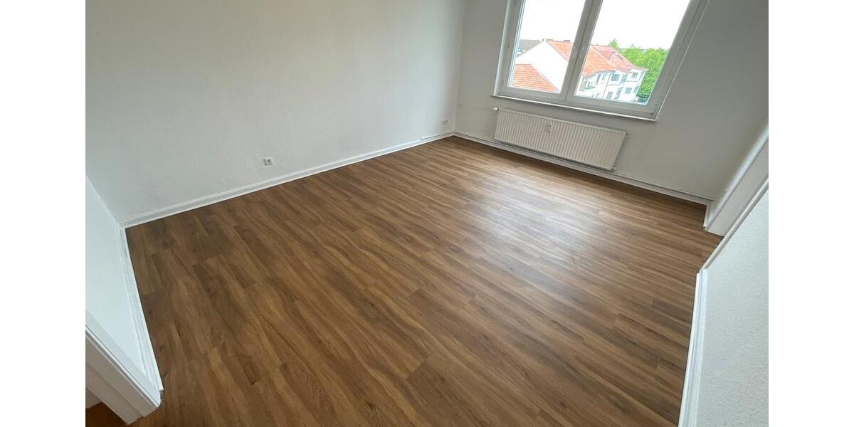 Etagenwohnung Lübeck Sankt Jürgen - 2.5 Zimmer, 59 m&sup2;, 599&euro; | Angebot:26680777