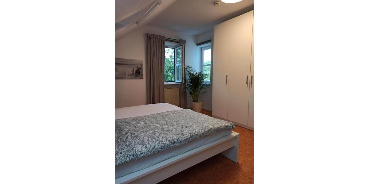 Etagenwohnung Kreuzwertheim - 2 Zimmer, 60 m&sup2;, 880&euro; | Angebot:24300307