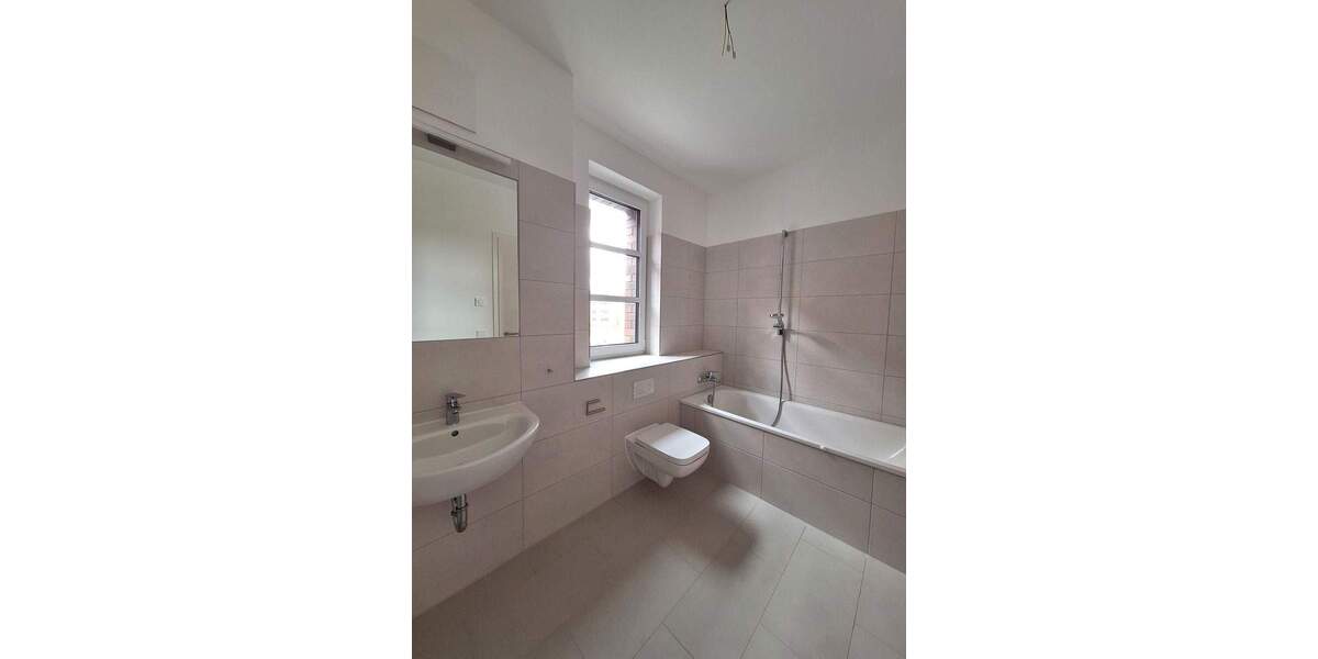 Mehrfamilienhaus, Wohnhaus Hannover Bemerode - 5 Zimmer, 131 m&sup2;, 1.750&euro; | Angebot:25731224